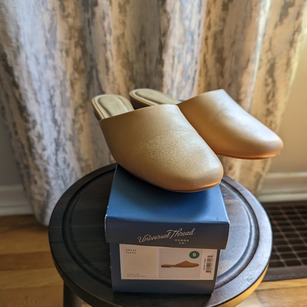 Universal Thread - Greta Flats - Tan - Size 9